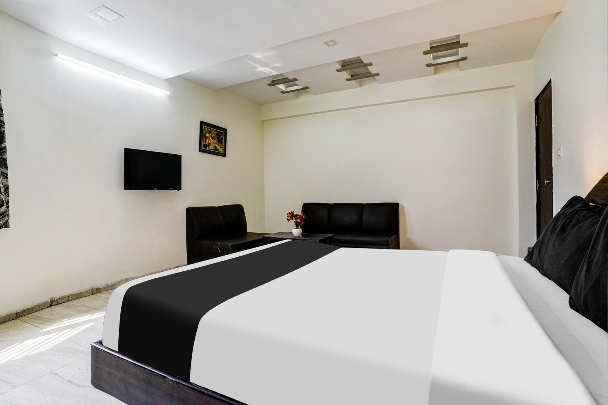 Super Hotel O Nashik Near Vijay Mamta Theatre Formerly Sahara Inn Exterior photo